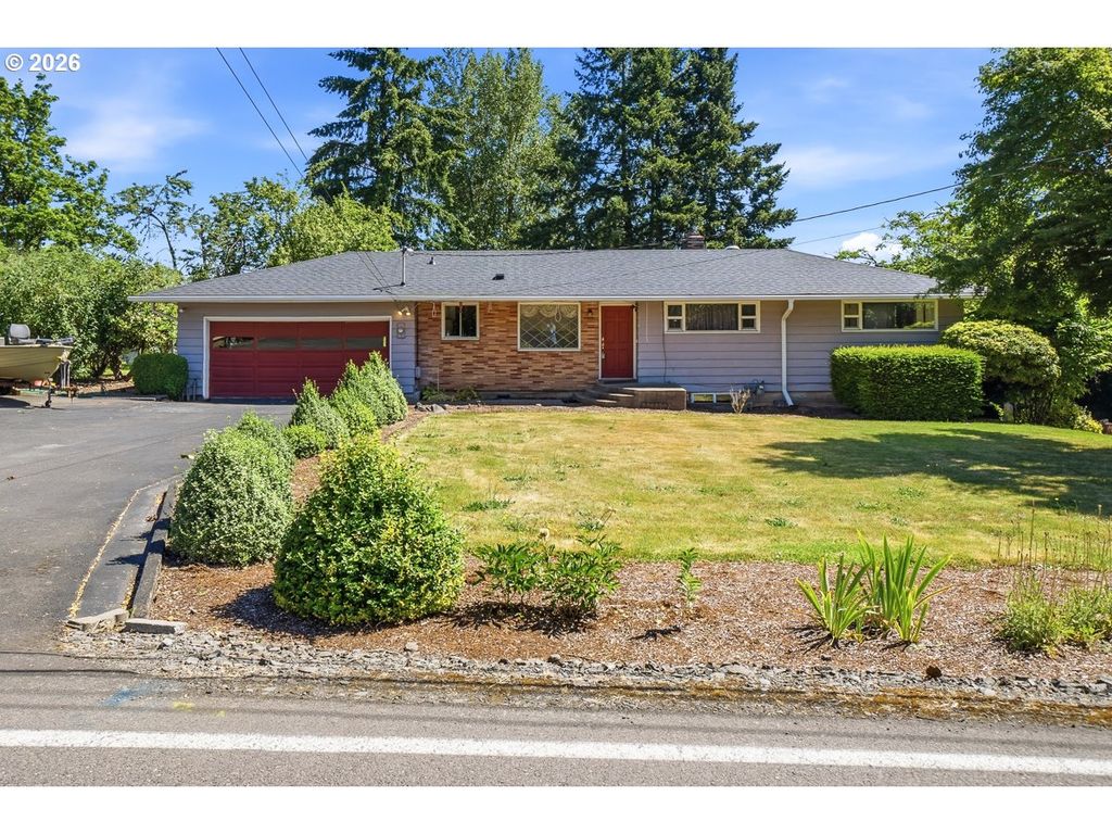 18284 S HOLLY Ln, Oregon City, OR 97045