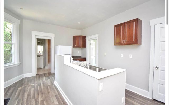 1015 Purcell Avenue, Cincinnati, OH 45205