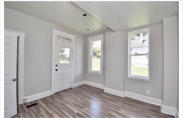 1015 Purcell Avenue, Cincinnati, OH 45205