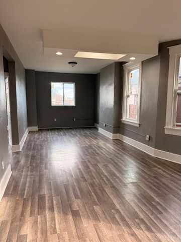 1015 Purcell Avenue, Cincinnati, OH 45205