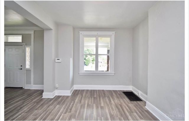 1015 Purcell Avenue, Cincinnati, OH 45205