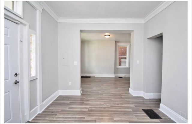 1015 Purcell Avenue, Cincinnati, OH 45205