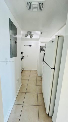 2415 NW 16th St Rd 603-1, Miami, FL 33125