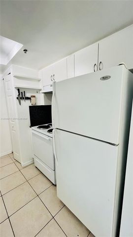 2415 NW 16th St Rd 603-1, Miami, FL 33125