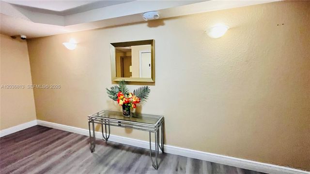 2415 NW 16th St Rd 603-1, Miami, FL 33125
