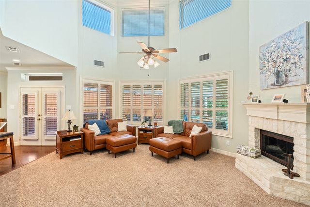 8112 Kentwood Drive, North Richland Hills, TX 76182