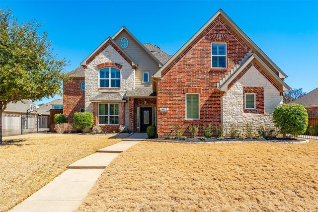8112 Kentwood Drive, North Richland Hills, TX 76182