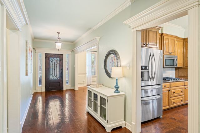 8112 Kentwood Drive, North Richland Hills, TX 76182