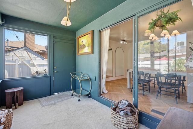 7320 Putnam Way, Sacramento, CA 95822