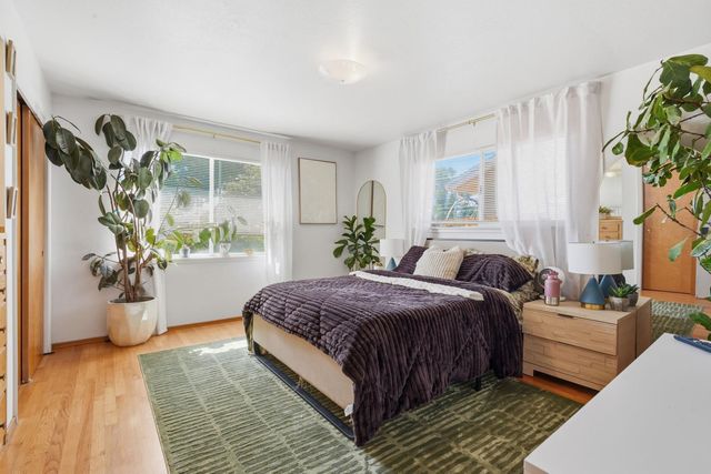 7320 Putnam Way, Sacramento, CA 95822