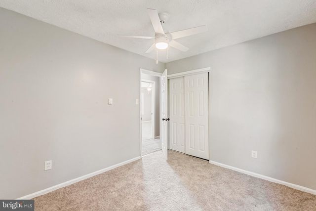 151 HAMPSHIRE RD, Sicklerville, NJ 08081