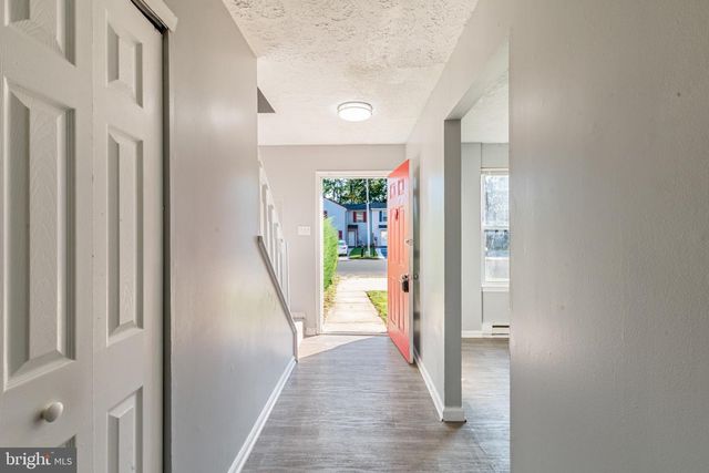 151 HAMPSHIRE RD, Sicklerville, NJ 08081