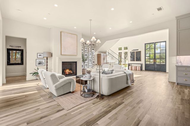 4413 Saddleback Lane, Southlake, TX 76092