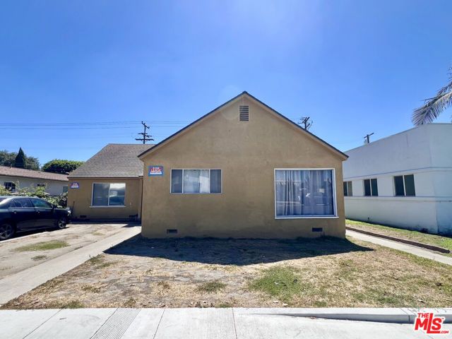 4512 Tweedy Boulevard, South Gate, CA 90280