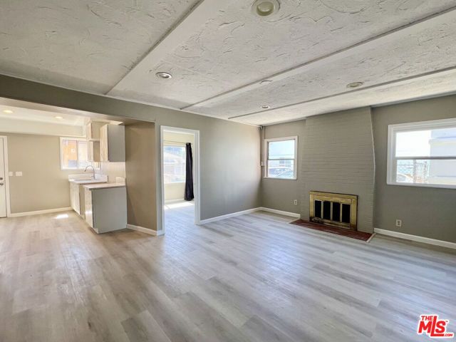 4512 Tweedy Boulevard, South Gate, CA 90280