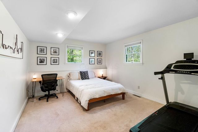 7363 Cook Road, Powell, OH 43065