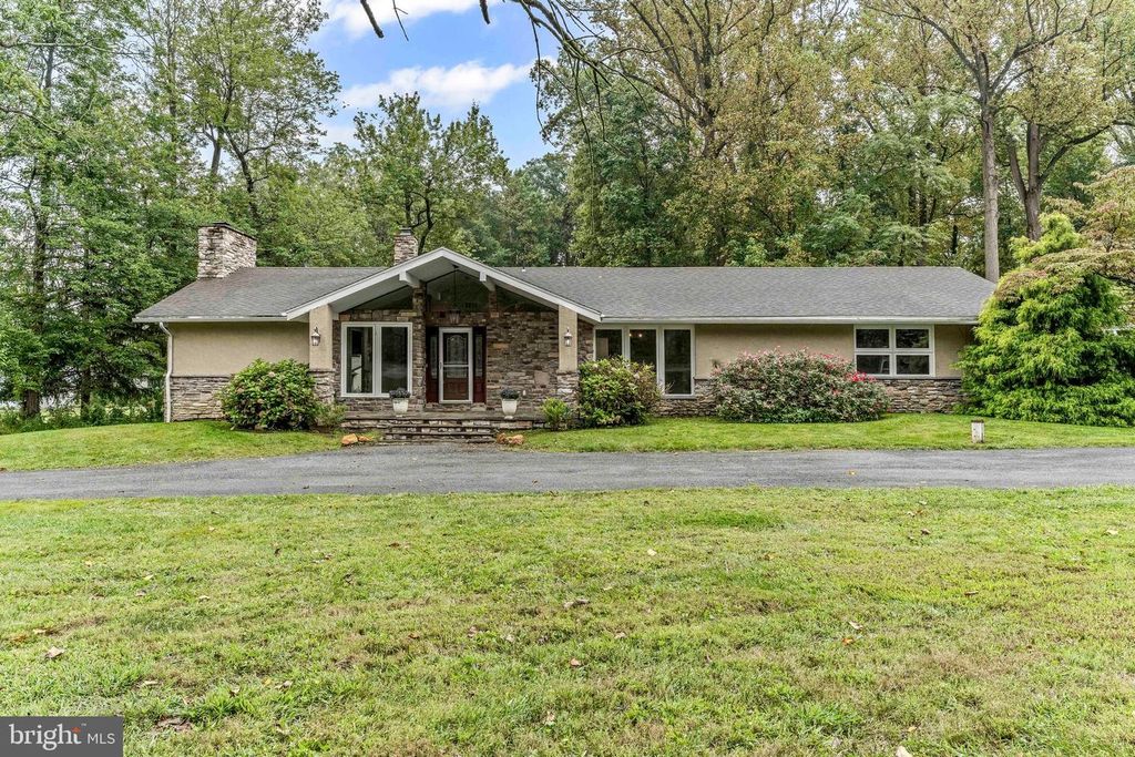711 POTTER DR, Kennett Square, PA 19348