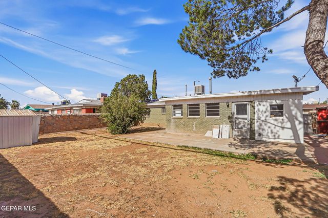9119 MOUNT ETNA Drive, El Paso, TX 79924
