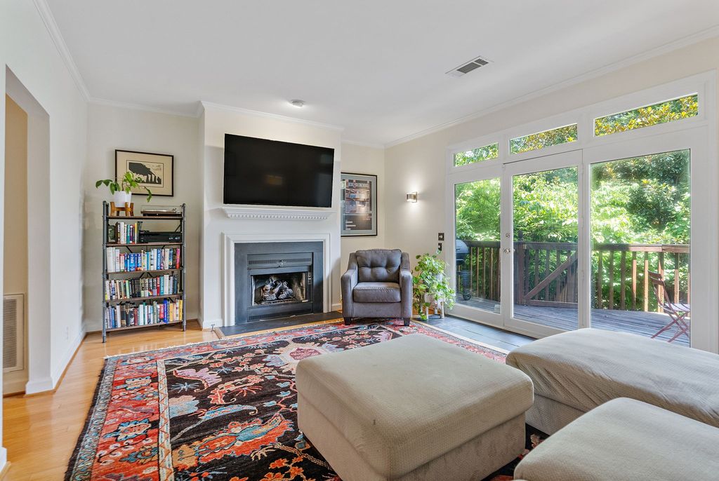 4234 Lone Oak Rd, Nashville, TN 37215