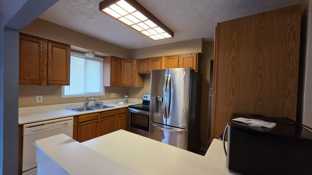 8040 Schleppi Road, Westerville, OH 43081