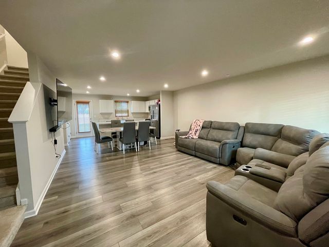 2702 Deer Crossing Drive, Plainfield, IL 60586