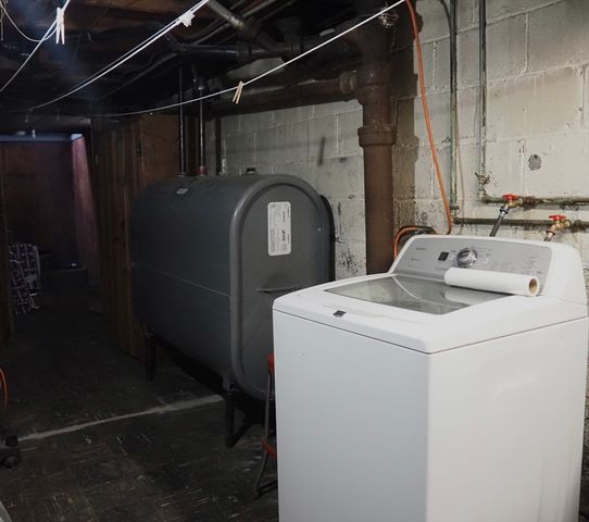 52 Marguerite St., Chicopee, MA 01020