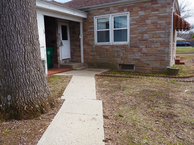 52 Marguerite St., Chicopee, MA 01020
