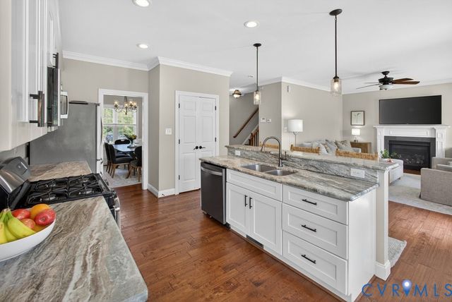 5725 Baylor Grove Ct, Providence Forge, VA 23140