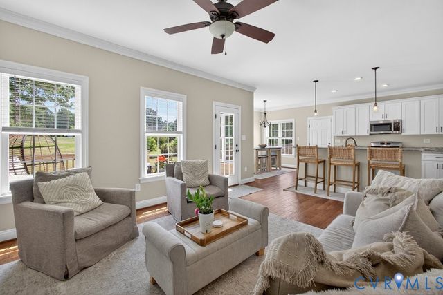 5725 Baylor Grove Ct, Providence Forge, VA 23140