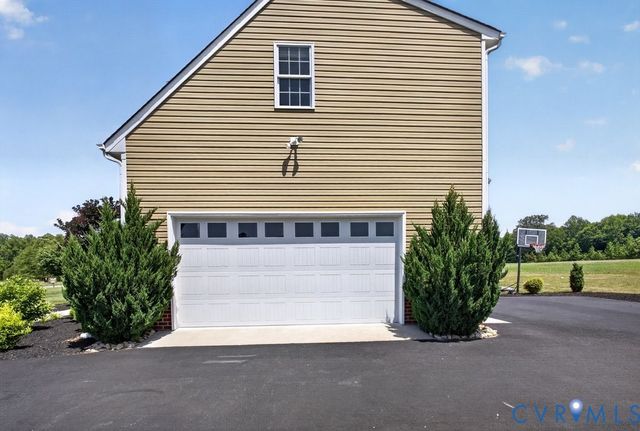 5725 Baylor Grove Ct, Providence Forge, VA 23140