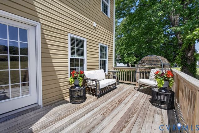 5725 Baylor Grove Ct, Providence Forge, VA 23140