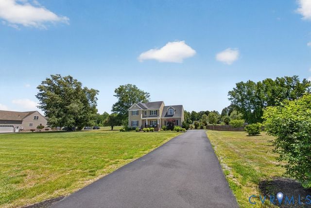 5725 Baylor Grove Ct, Providence Forge, VA 23140
