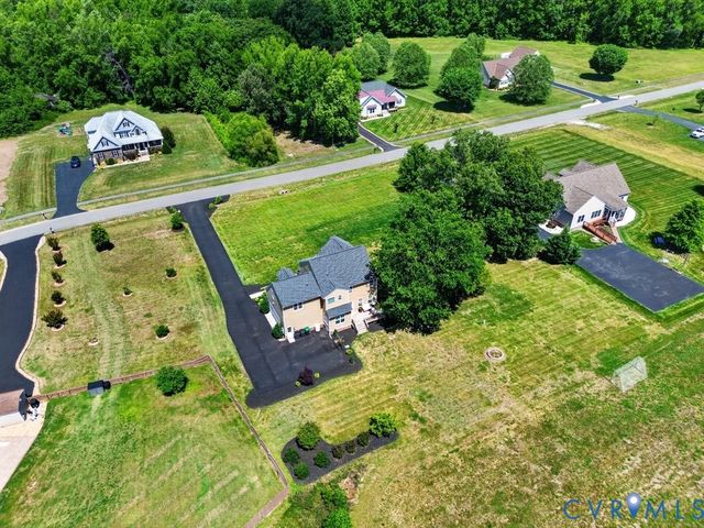 5725 Baylor Grove Ct, Providence Forge, VA 23140