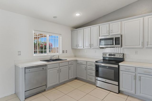 1341 Nile Drive, Thermal, CA 92274