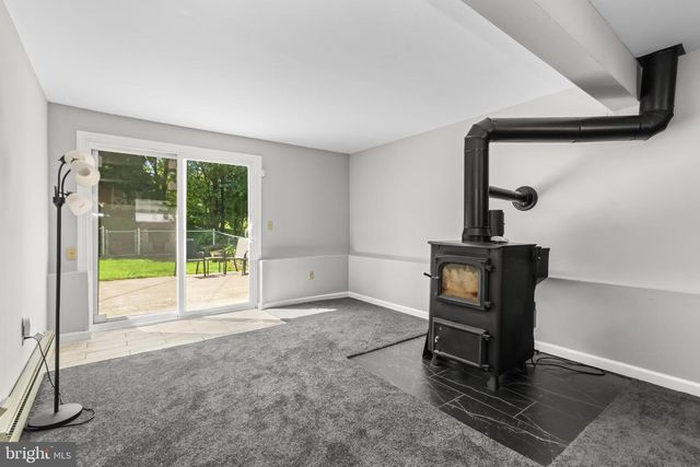 439 BATH AVE, Catasauqua, PA 18032