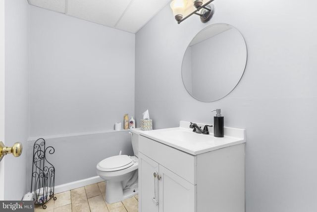 439 BATH AVE, Catasauqua, PA 18032