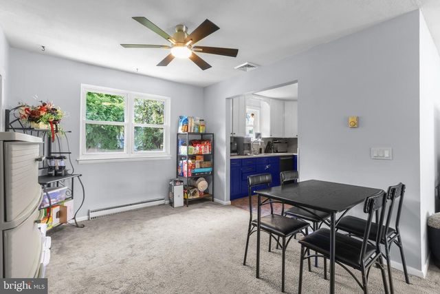 439 BATH AVE, Catasauqua, PA 18032