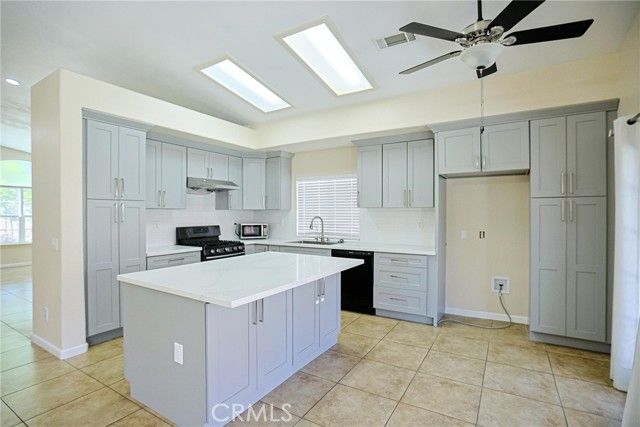 18930 Applewood, Lake Elsinore, CA 92530