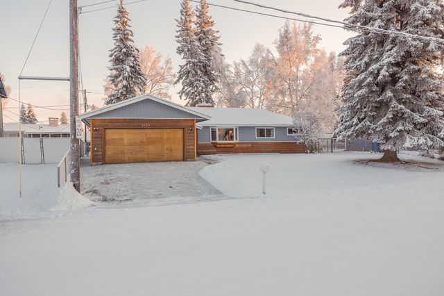 2727 RIVERVIEW DRIVE, Fairbanks, AK 99701