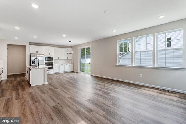 2845 WHITE TAIL DR, Locust Grove, VA 22508