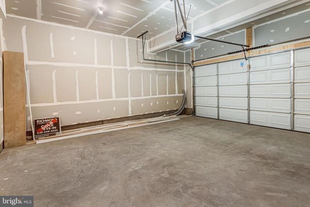 2845 WHITE TAIL DR, Locust Grove, VA 22508