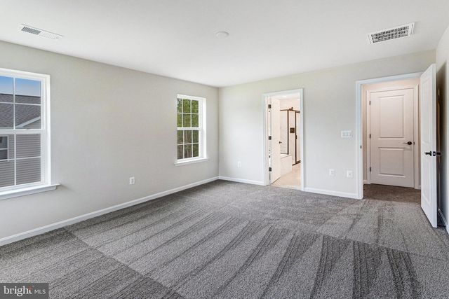 2845 WHITE TAIL DR, Locust Grove, VA 22508