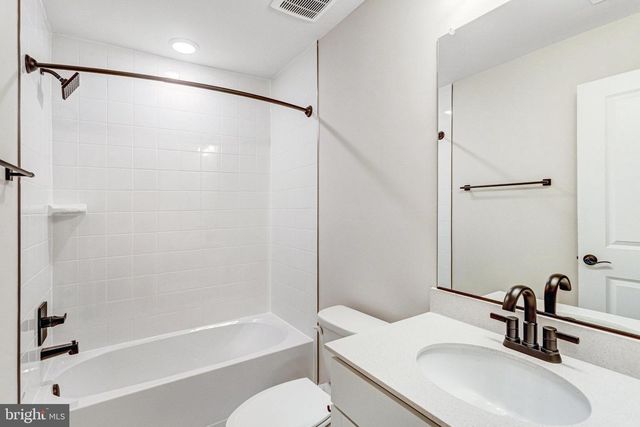 2845 WHITE TAIL DR, Locust Grove, VA 22508