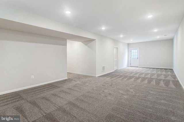 2845 WHITE TAIL DR, Locust Grove, VA 22508