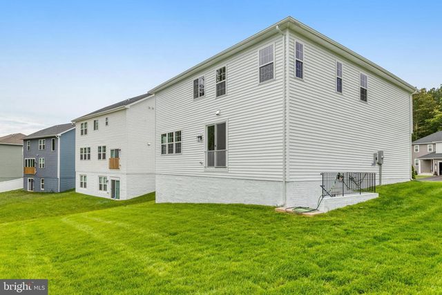 2845 WHITE TAIL DR, Locust Grove, VA 22508