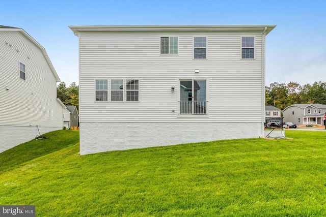 2845 WHITE TAIL DR, Locust Grove, VA 22508