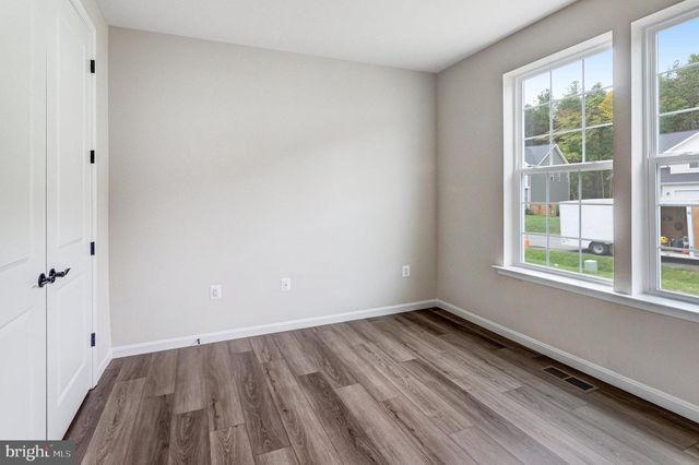 2845 WHITE TAIL DR, Locust Grove, VA 22508