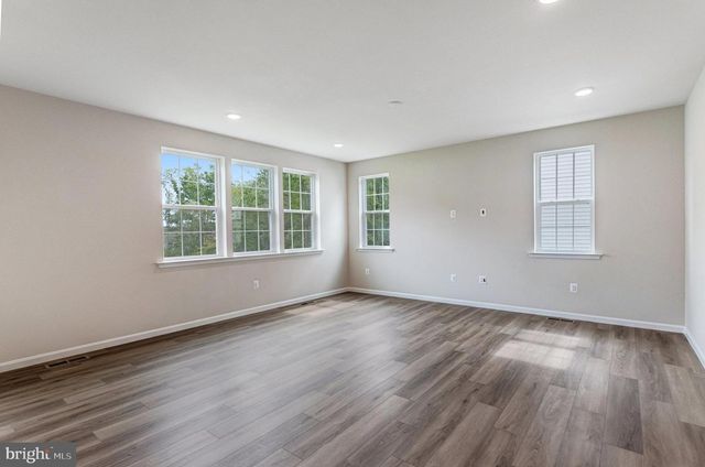 2845 WHITE TAIL DR, Locust Grove, VA 22508