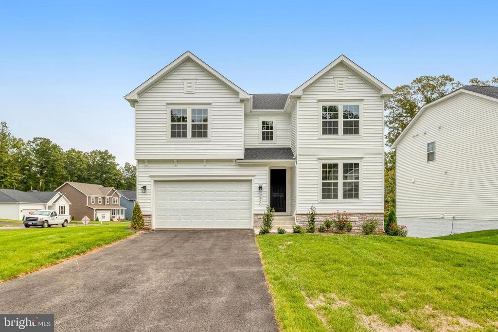 2845 WHITE TAIL DR, Locust Grove, VA 22508