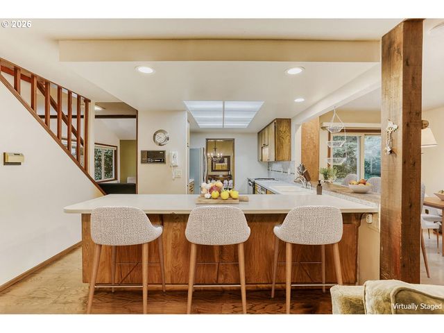 3702 Se MEIER Ct, Hillsboro, OR 97123